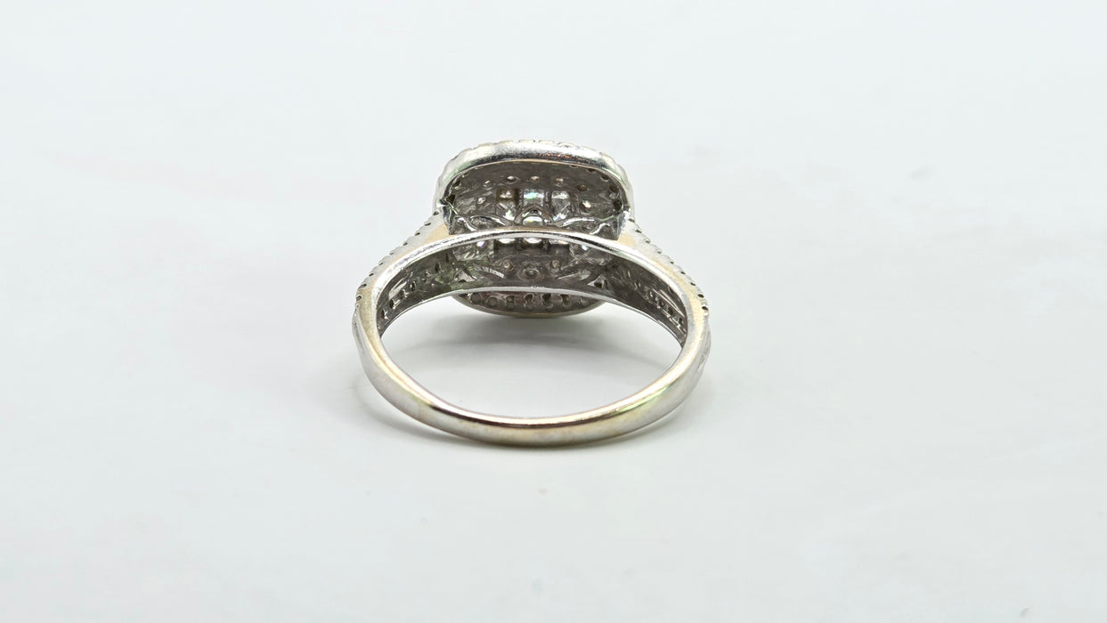 Vintage: 18ct White Gold 93 Diamond 1.00ct Three-Tier Cluster Ring
