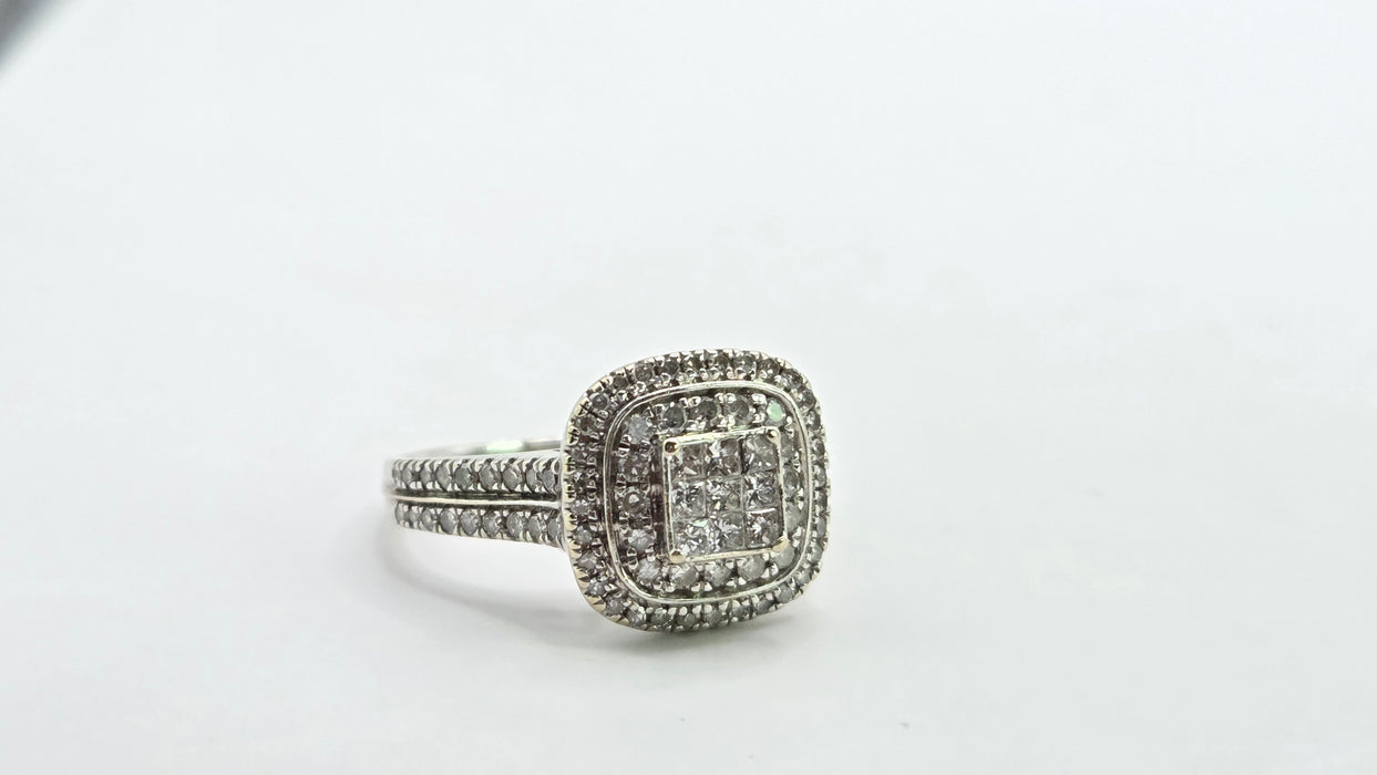 Vintage: 18ct White Gold 93 Diamond 1.00ct Three-Tier Cluster Ring