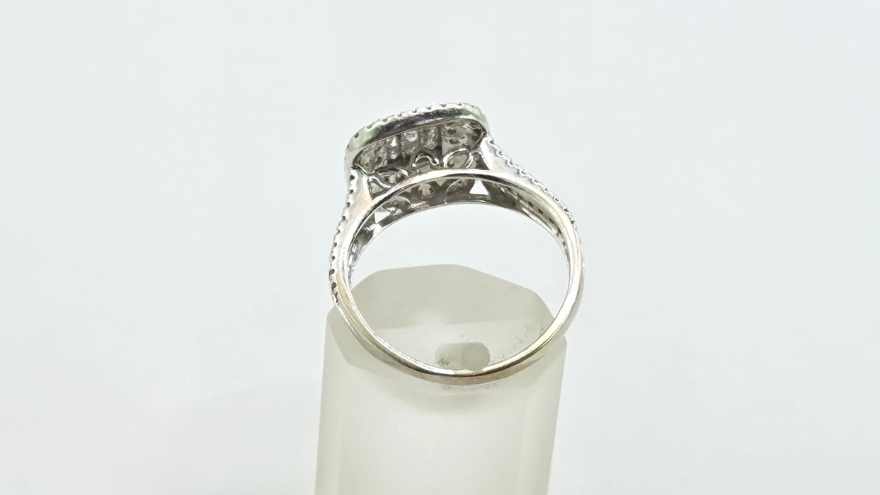 Vintage: 18ct White Gold 93 Diamond 1.00ct Three-Tier Cluster Ring