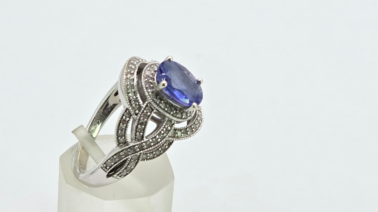 Vintage: 14ct White Gold Tanzanite & 113 Diamond Oval Dress Ring