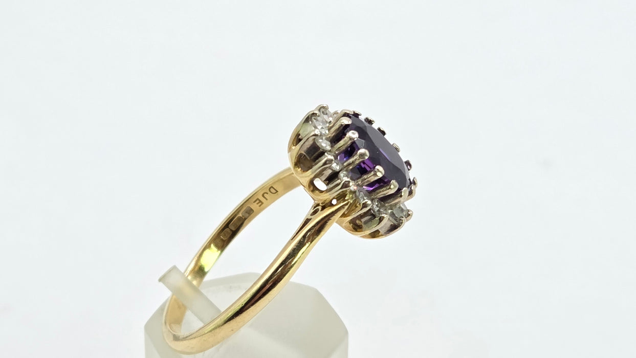 Vintage: 18ct Yellow Gold Amethyst 1.65ct & Diamond 0.56ct Oval Cluster Ring — From 1973