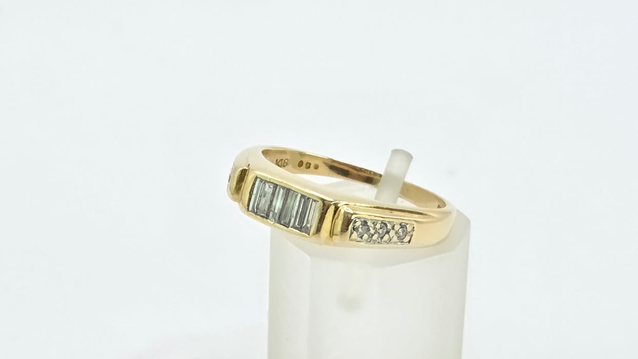 Vintage: 18ct Yellow Gold 12 Diamond 0.54ct Half-Eternity Stacker Ring
