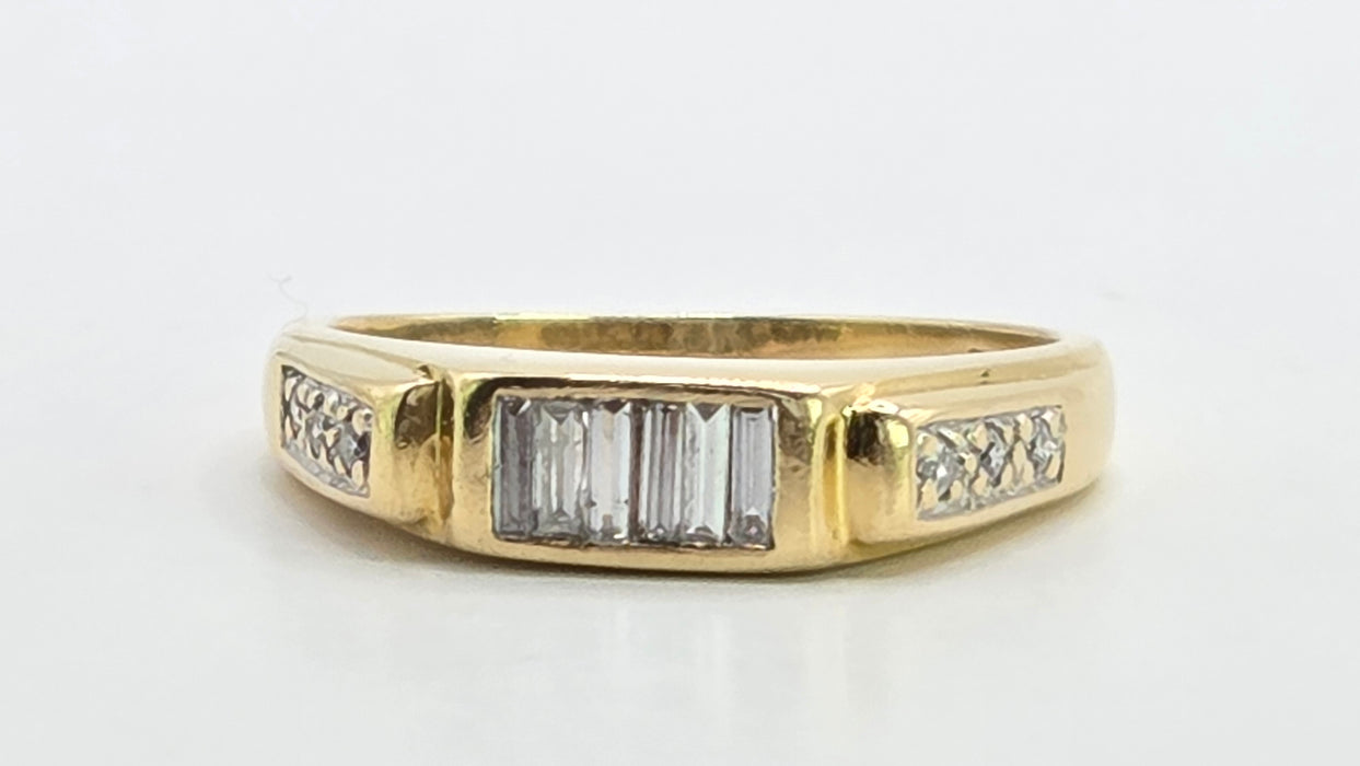 Vintage: 18ct Yellow Gold 12 Diamond 0.54ct Half-Eternity Stacker Ring