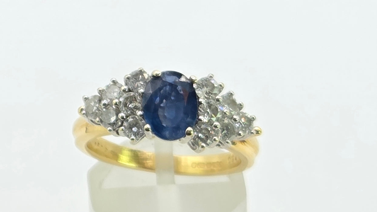Vintage: 18ct Yellow Gold Sapphire 1.17ct & Diamond 0.85ct Trefoil Cluster Dress Ring