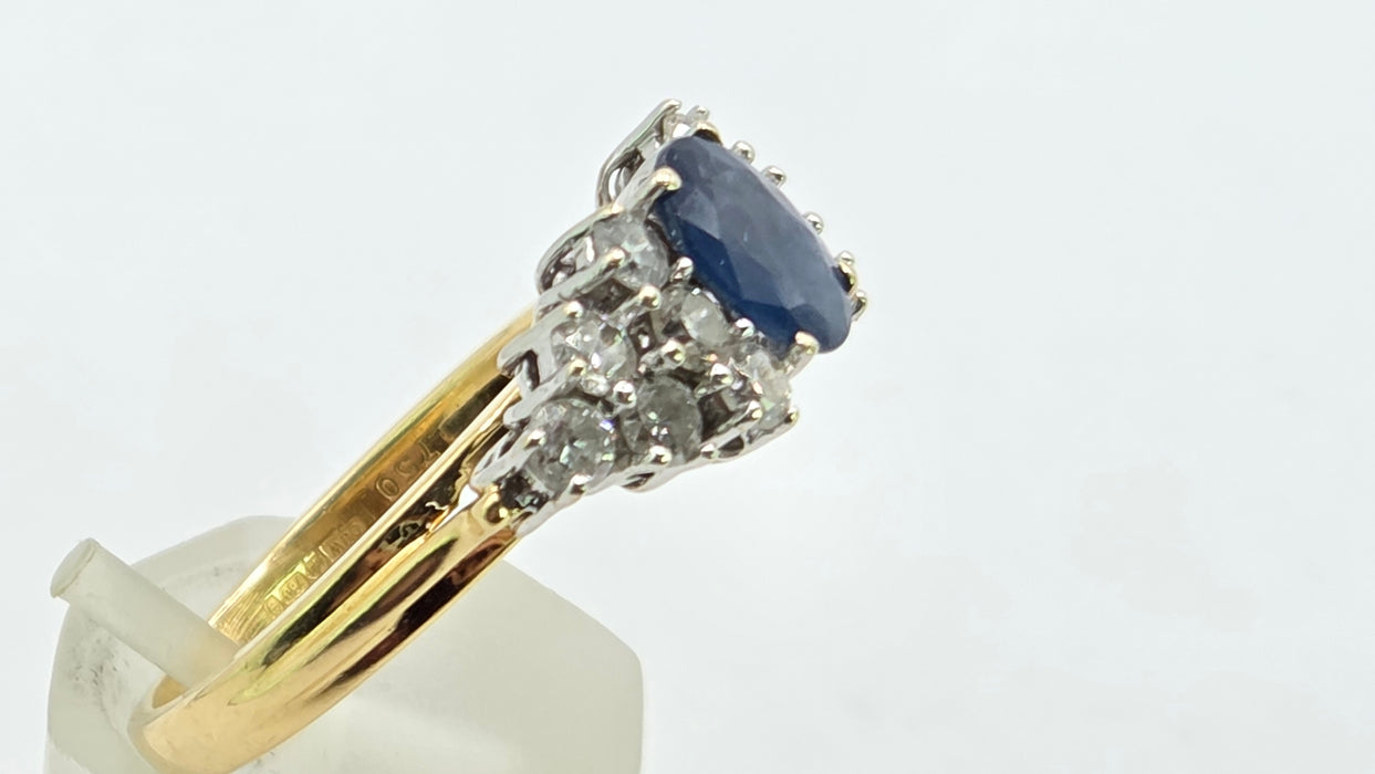 Vintage: 18ct Yellow Gold Sapphire 1.17ct & Diamond 0.85ct Trefoil Cluster Dress Ring