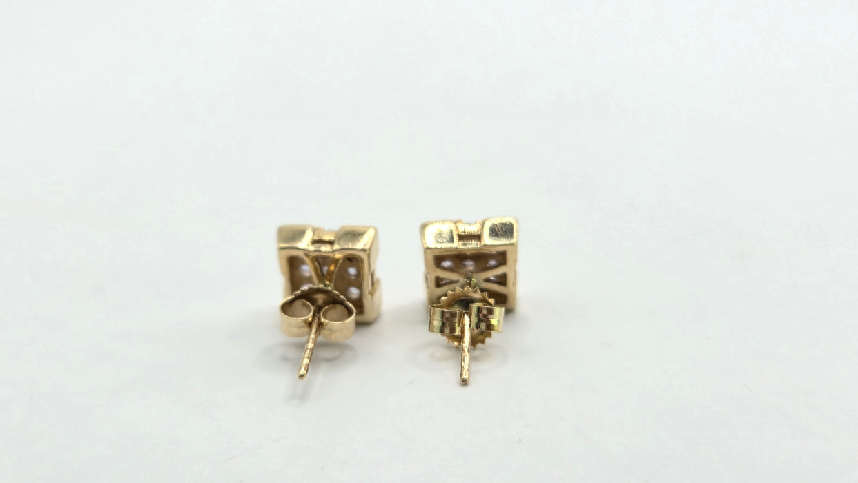 Vintage: 9ct Yellow Gold Square Tanzanite Stud Earrings