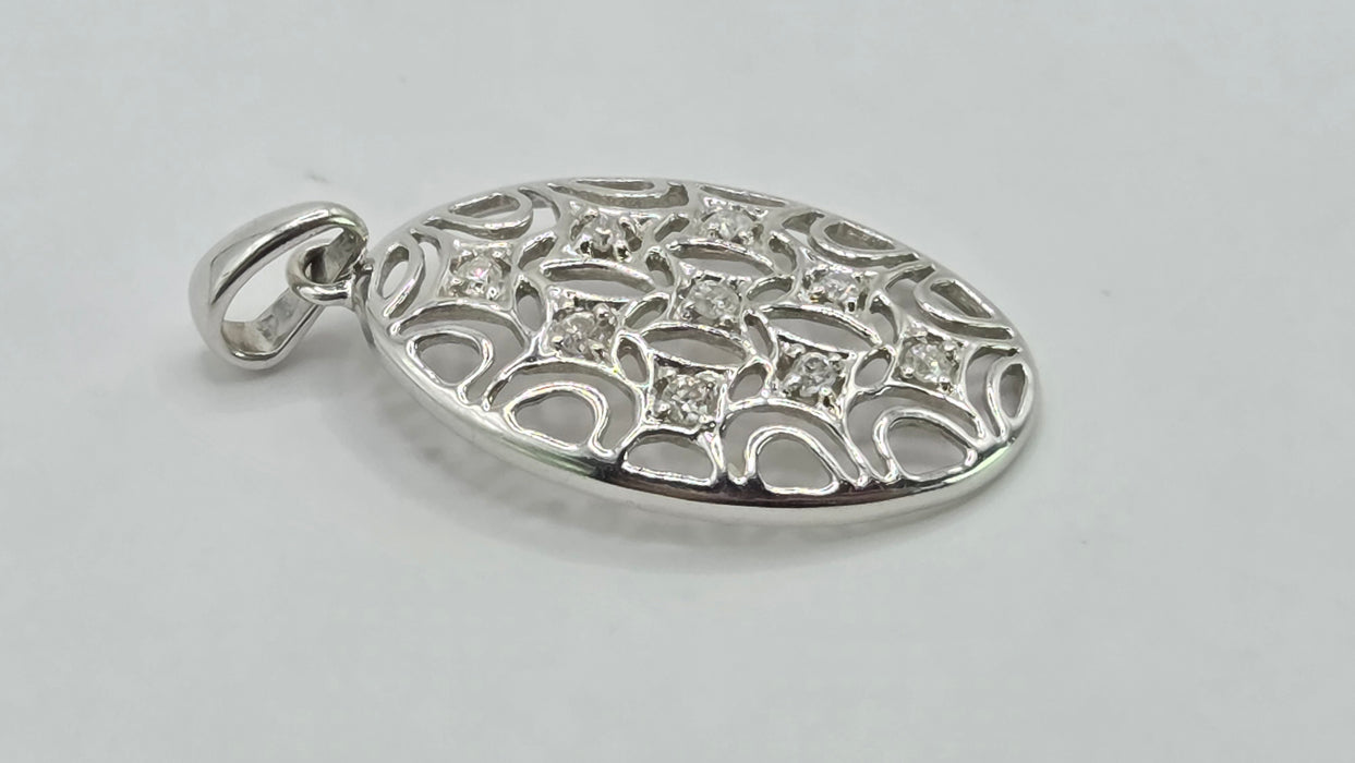 Vintage: 9ct White Gold Diamond Lattice Pendant