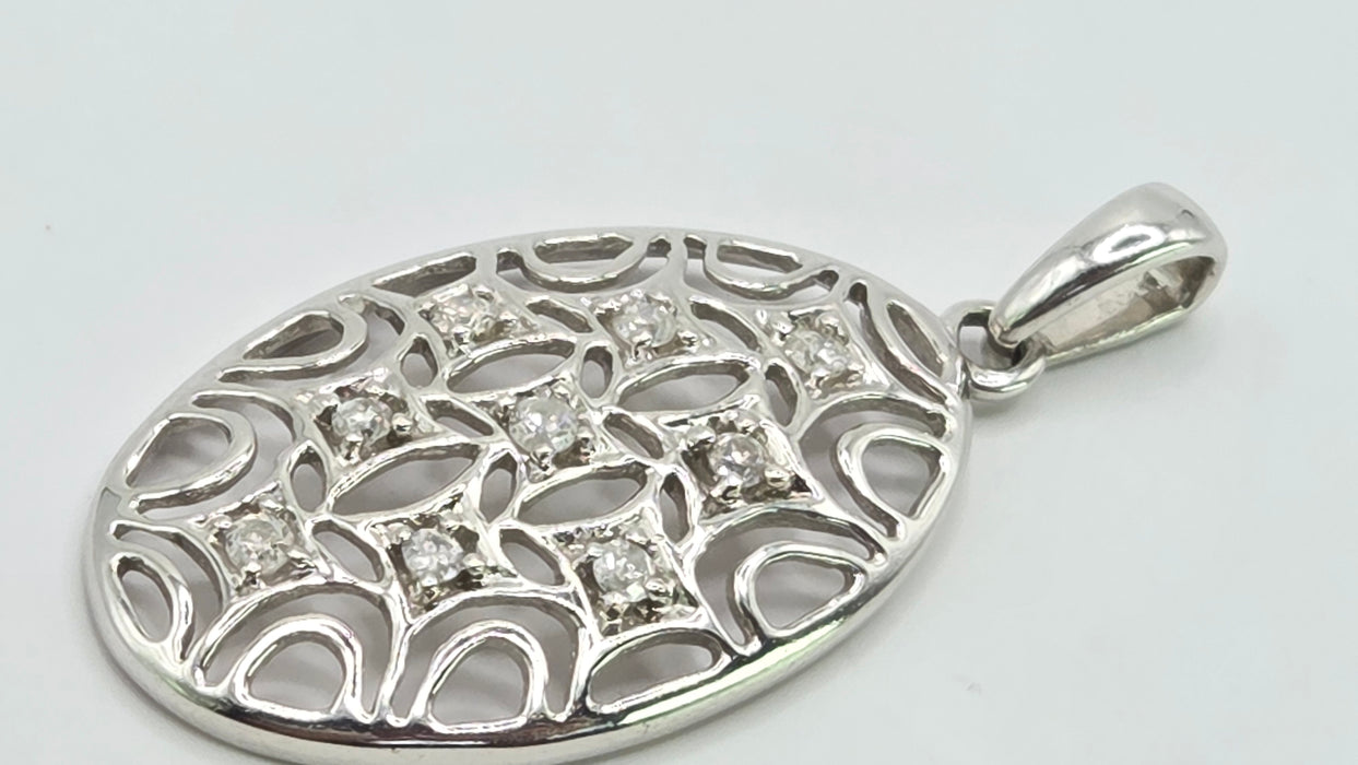 Vintage: 9ct White Gold Diamond Lattice Pendant