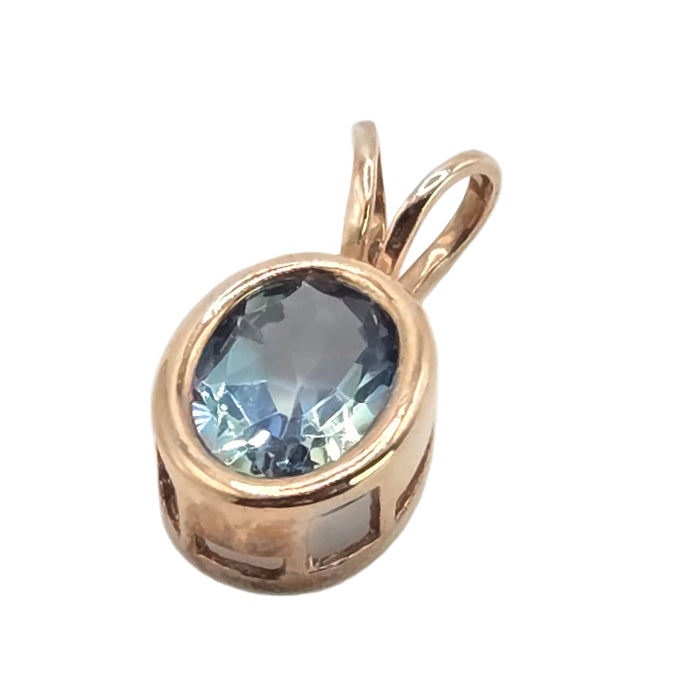 Vintage: 9ct Rose Gold Blue Topaz Pendant