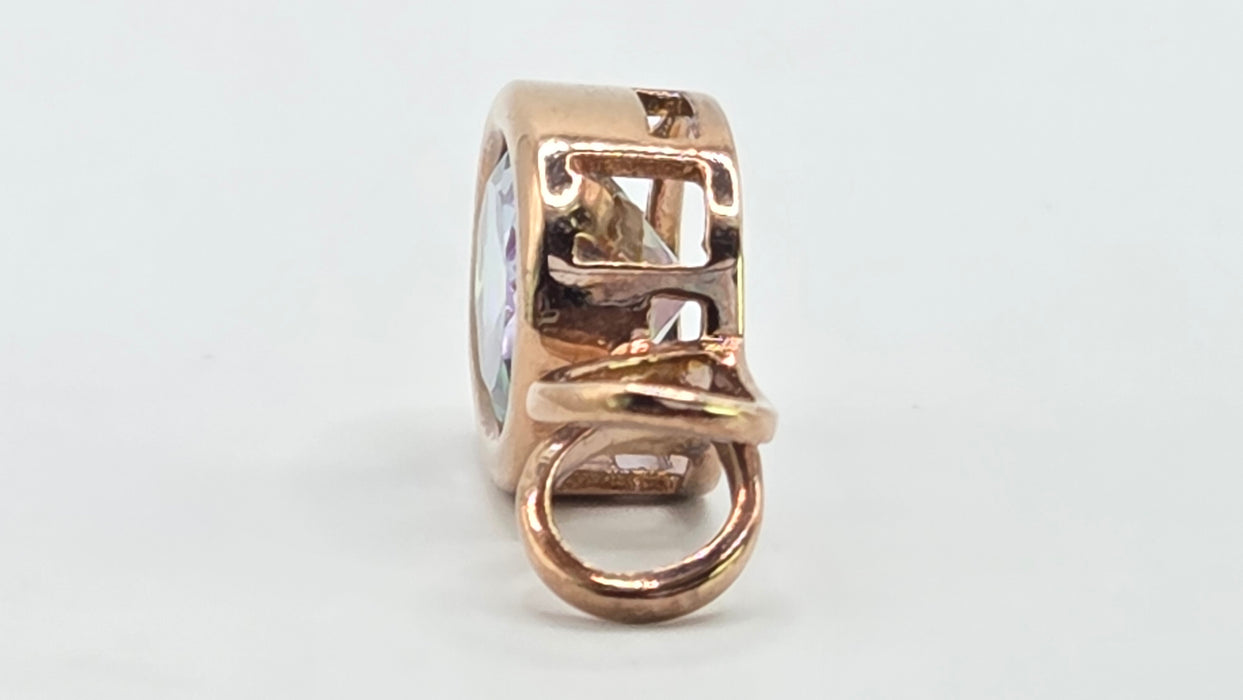 Vintage: 9ct Rose Gold Blue Topaz Pendant