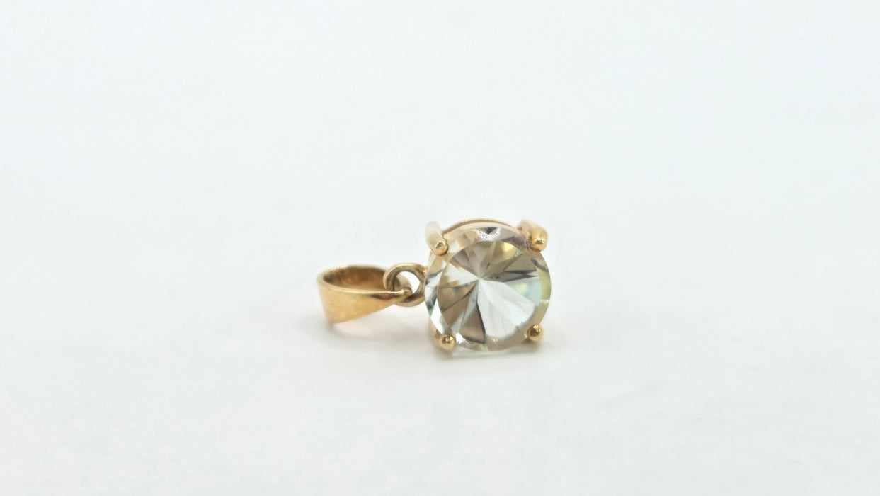 Vintage: 9ct Yellow Gold Green Quartz Pendant