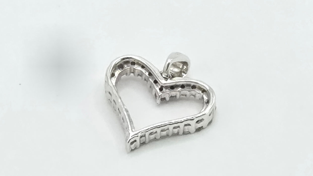 Vintage: 9ct White Gold Diamond Heart Shaped Pendant