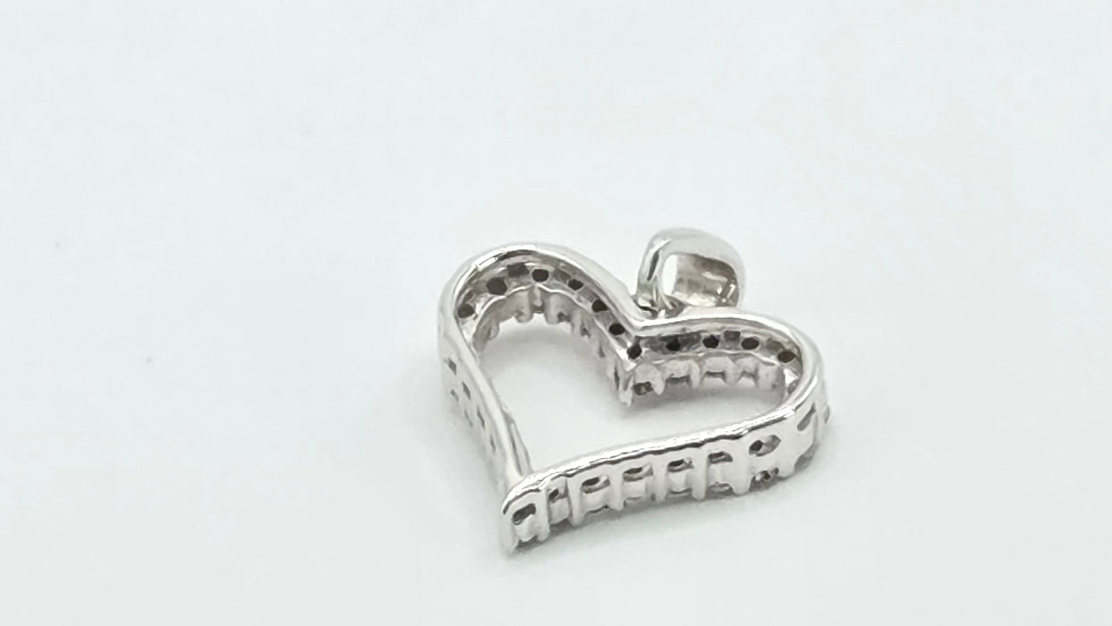 Vintage: 9ct White Gold Diamond Heart Shaped Pendant