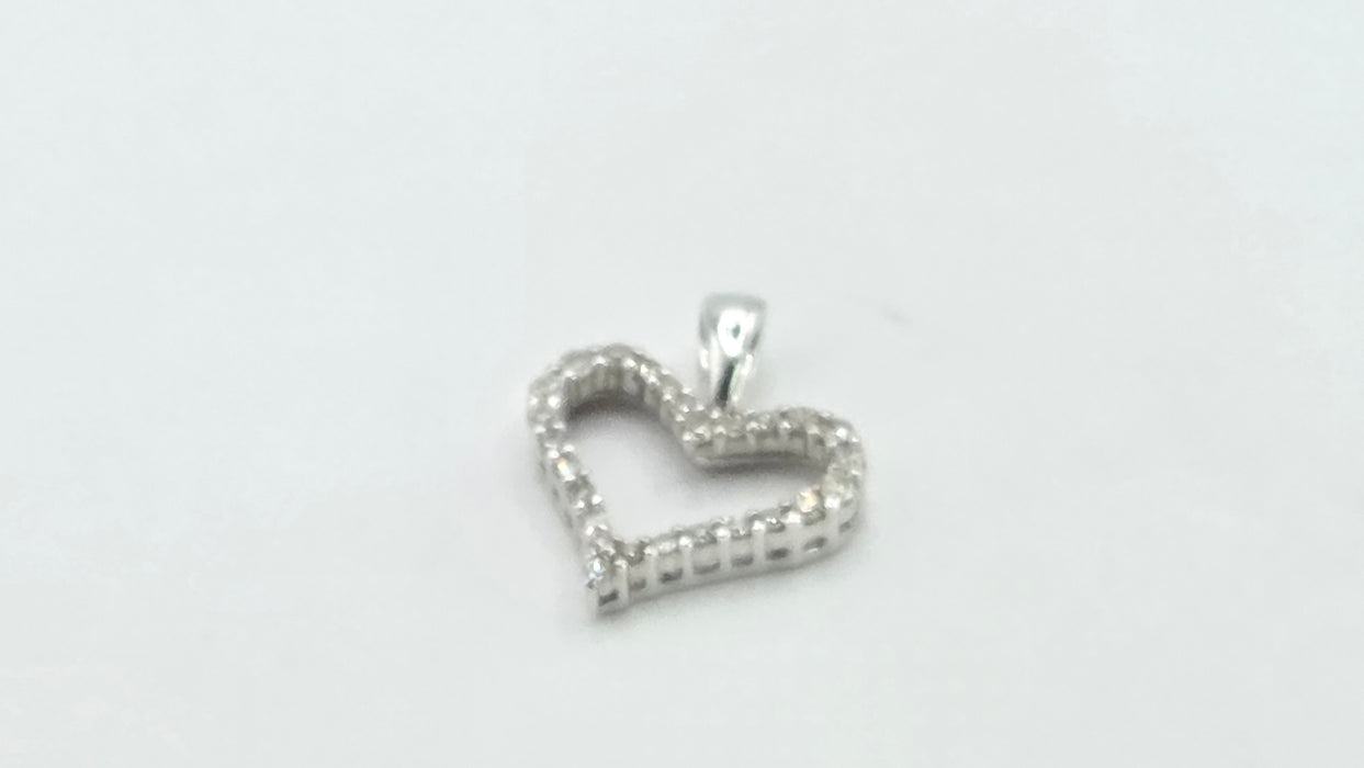 Vintage: 9ct White Gold Diamond Heart Shaped Pendant