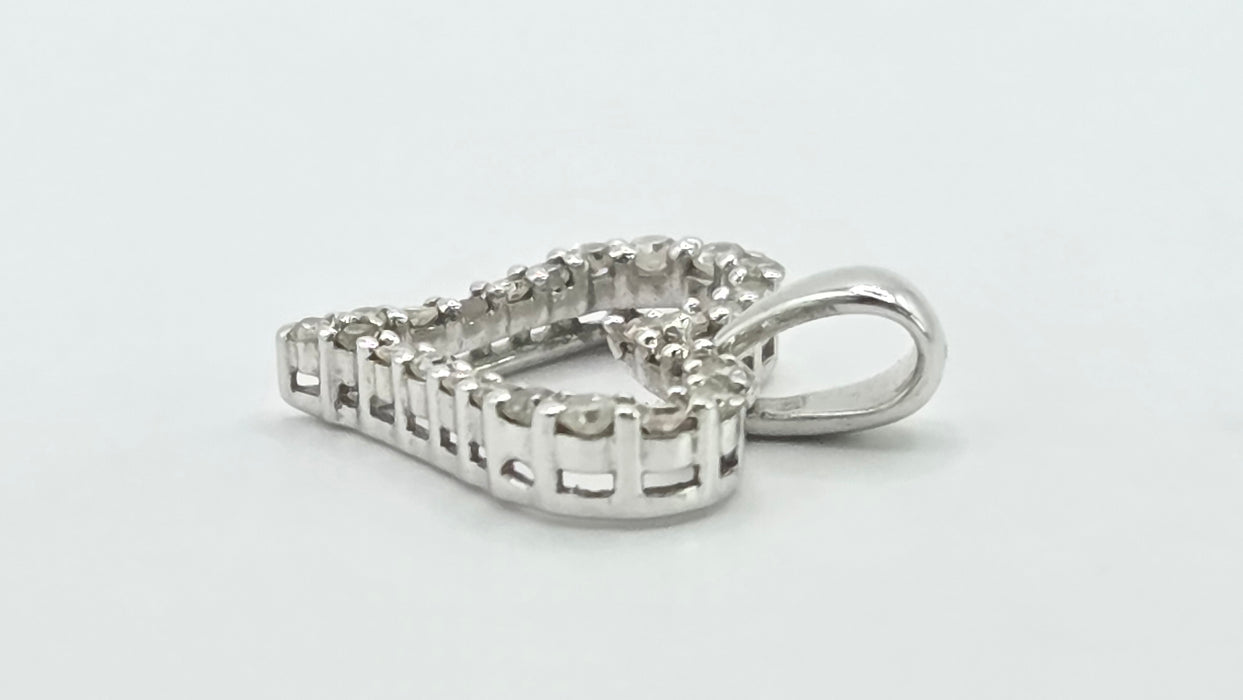 Vintage: 9ct White Gold Diamond Heart Shaped Pendant