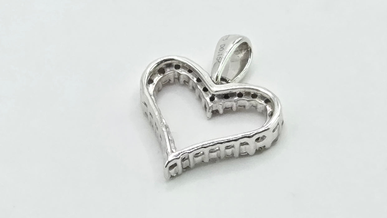 Vintage: 9ct White Gold Diamond Heart Shaped Pendant