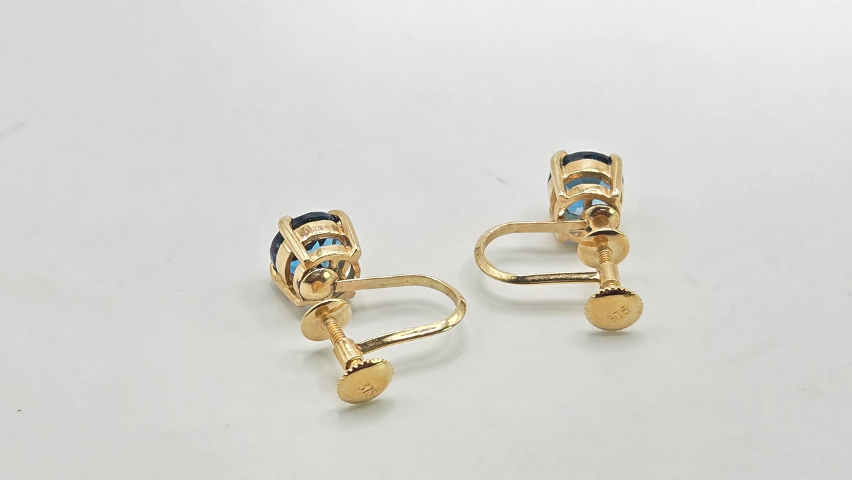Vintage: 9ct Yellow Gold London Blue Topaz Screw Stud Earrings