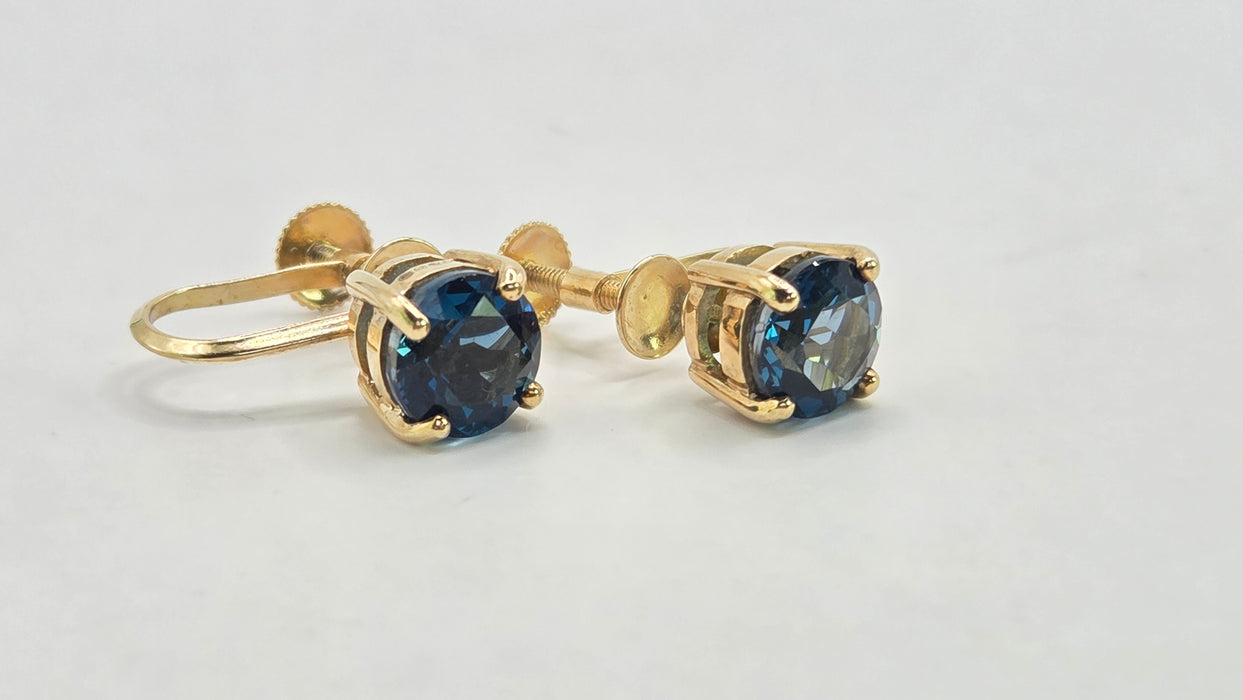 Vintage: 9ct Yellow Gold London Blue Topaz Screw Stud Earrings