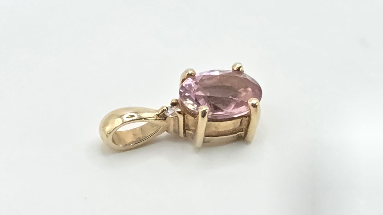 Vintage: 9ct Yellow Gold Morganite & Diamond Pendant