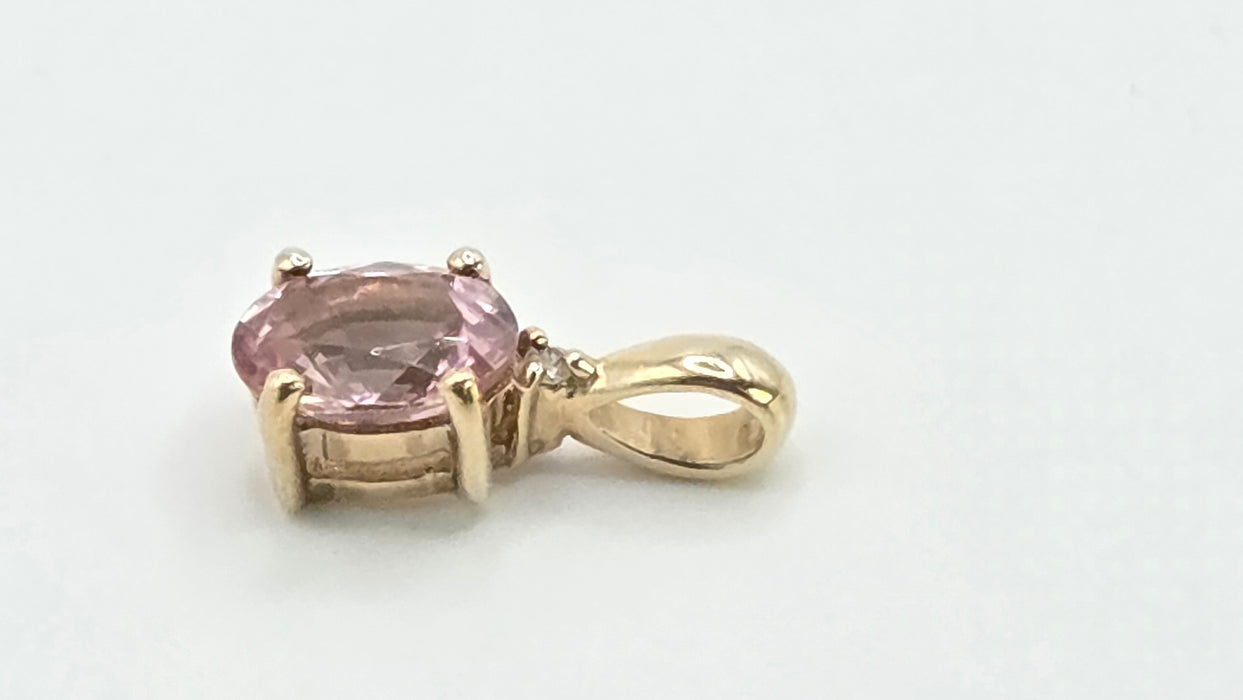 Vintage: 9ct Yellow Gold Morganite & Diamond Pendant