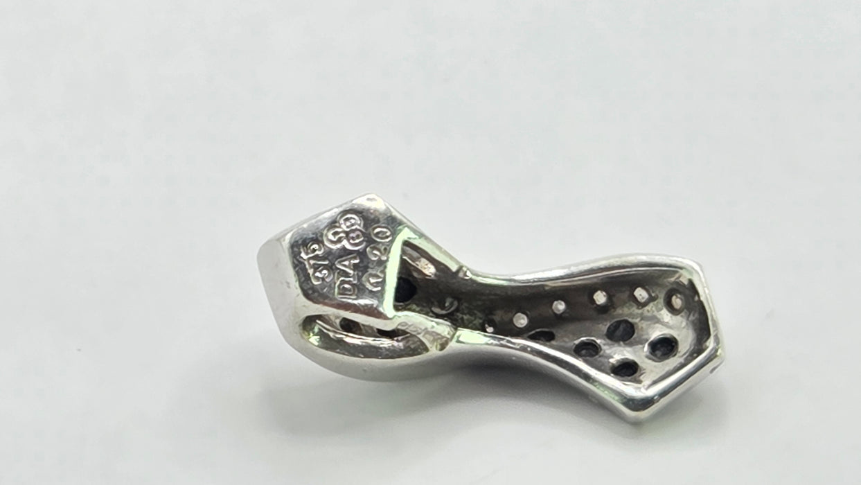 Vintage: 9ct White Gold 21 Black & White Diamond Crossover Pendant