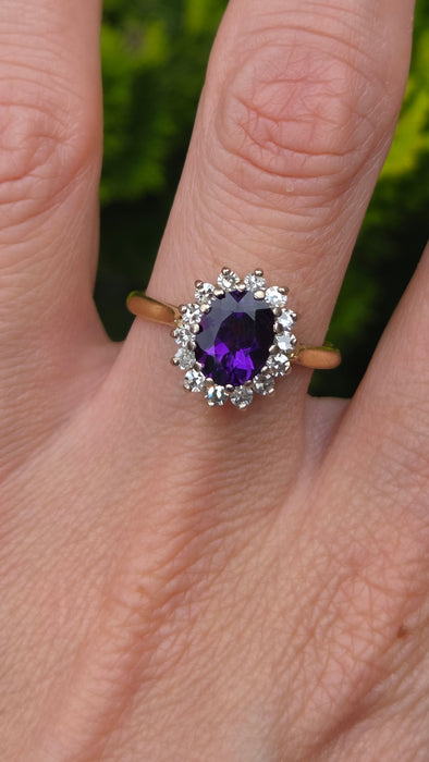 Vintage: 18ct Yellow Gold Amethyst 1.65ct & Diamond 0.56ct Oval Cluster Ring — From 1973