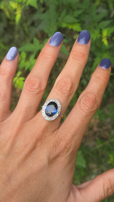 Vintage: 18ct Yellow Gold Sapphire 5.61ct & Diamond 1.00ct Oval Cluster Ring
