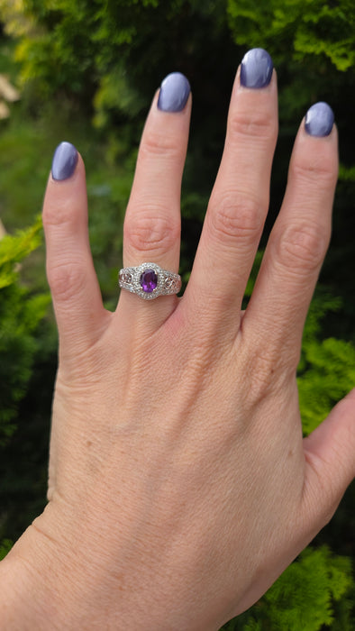 Vintage: 14ct White Gold Amethyst & Diamond Scroll Ring — 0.24ct