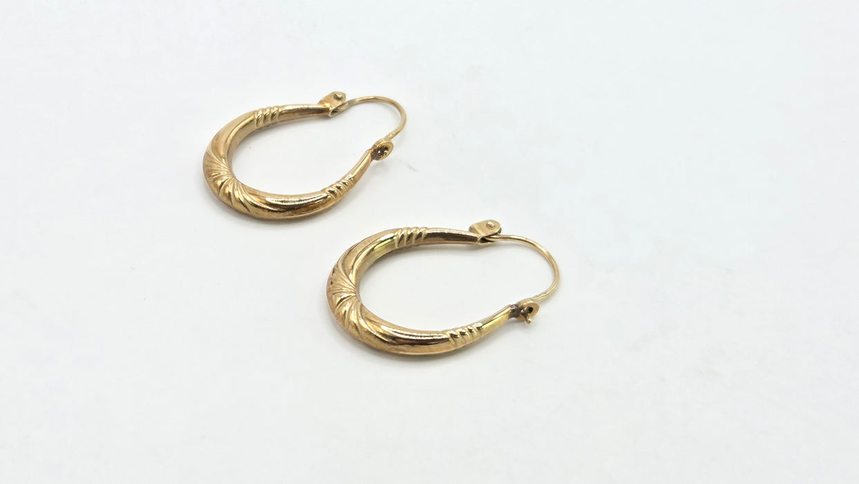 Vintage: 9ct Yellow Gold Diamond-Cut Creole Hoop Earrings