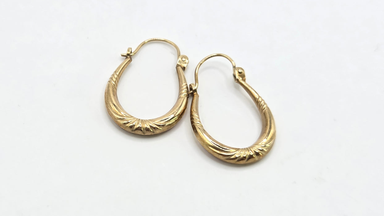 Vintage: 9ct Yellow Gold Diamond-Cut Creole Hoop Earrings