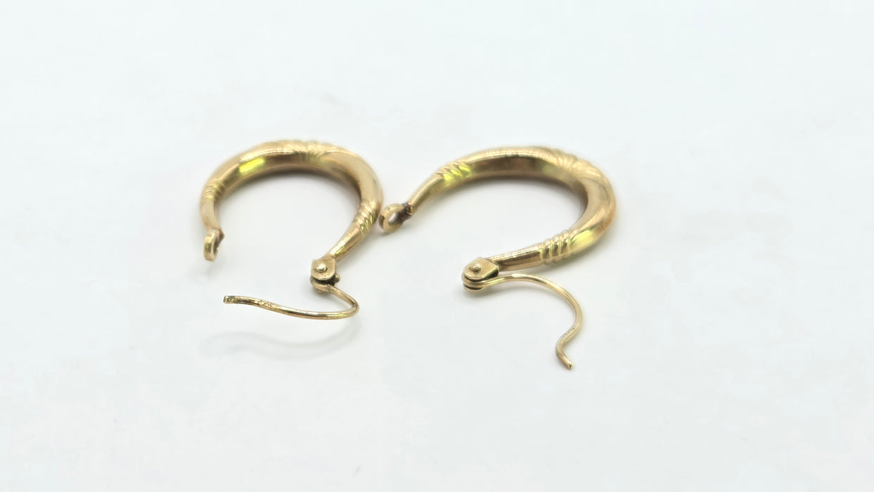 Vintage: 9ct Yellow Gold Diamond-Cut Creole Hoop Earrings