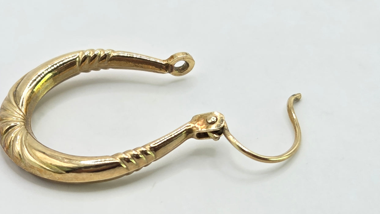 Vintage: 9ct Yellow Gold Diamond-Cut Creole Hoop Earrings