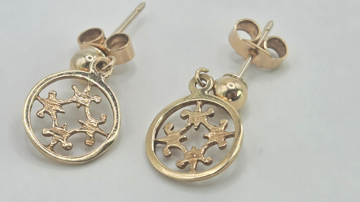 Vintage: 9ct Yellow Gold Filigree Disc Drop Earrings