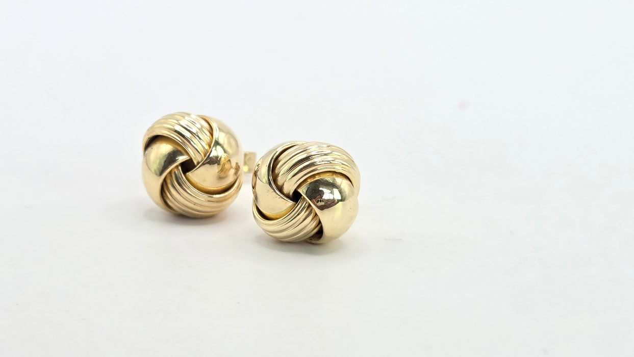 Vintage: 9ct Yellow Gold Love Knot Stud Earrings