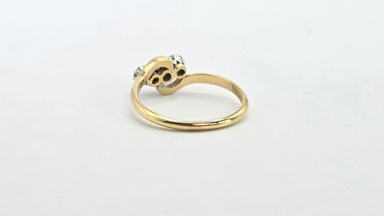 Antique: 18ct Yellow Gold & Platinum 3 Diamond Trilogy Twist Ring