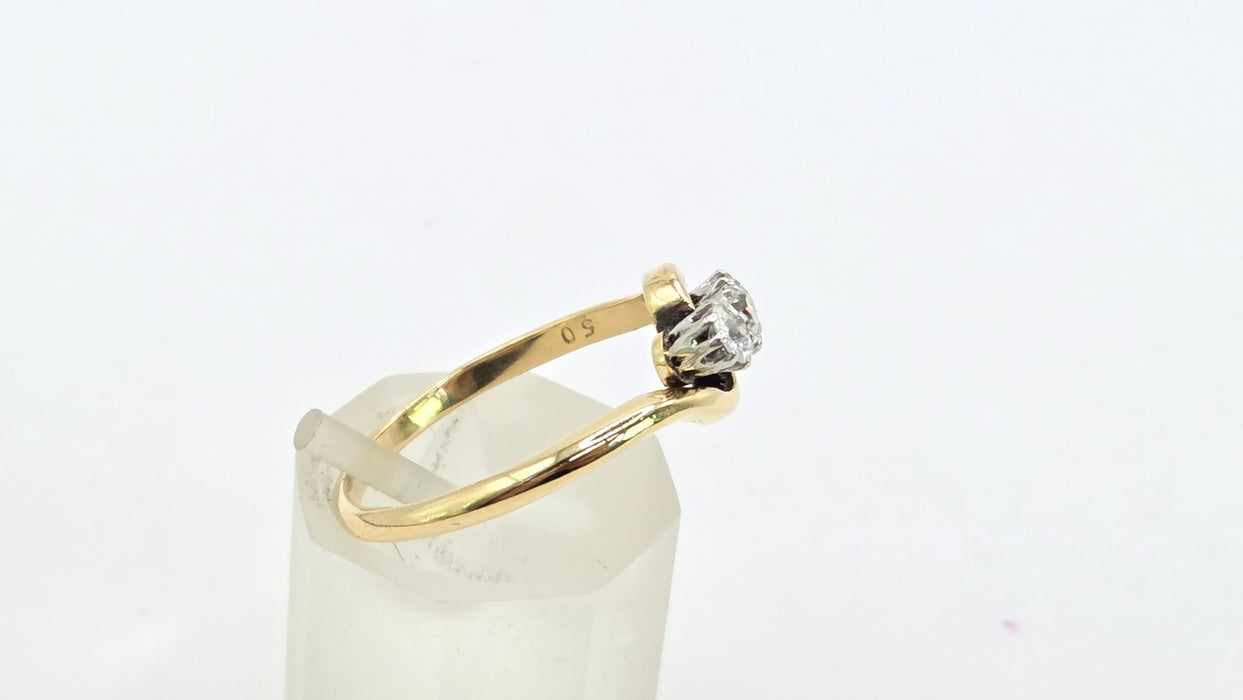 Antique: 18ct Yellow Gold & Platinum 3 Diamond Trilogy Twist Ring