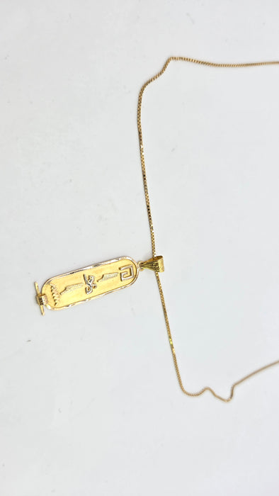 Vintage: 18ct Yellow Gold Egyptian Cartouche Pendant & Box Chain