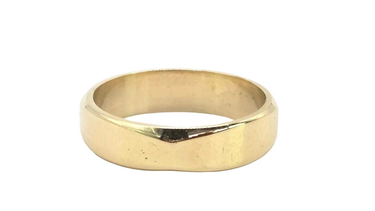 Vintage: 9ct Yellow Gold Wedding Band — From 1980