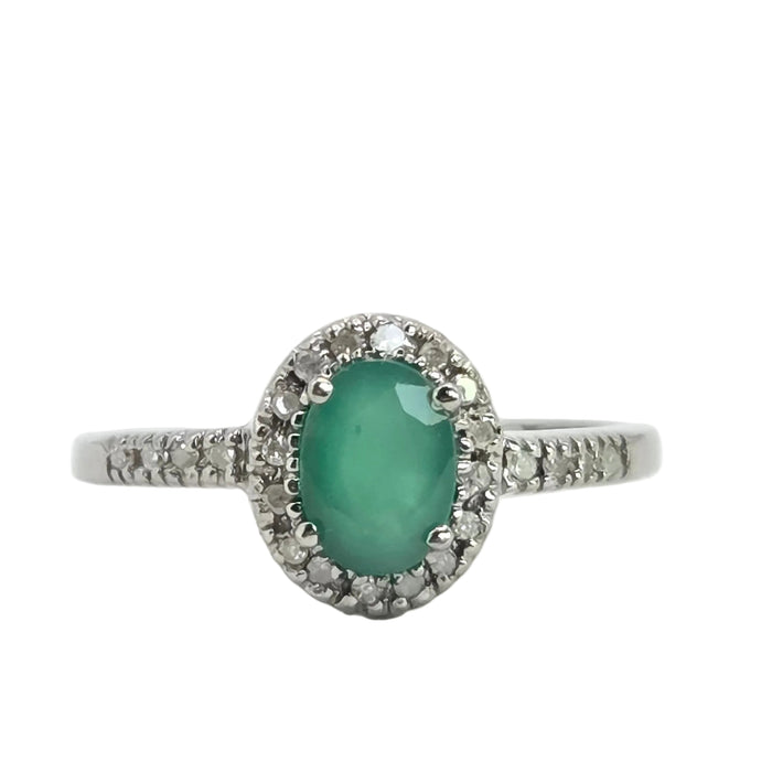 Vintage: 9ct White Gold Emerald 0.72ct & Diamond 0.18ct Oval Cluster Ring