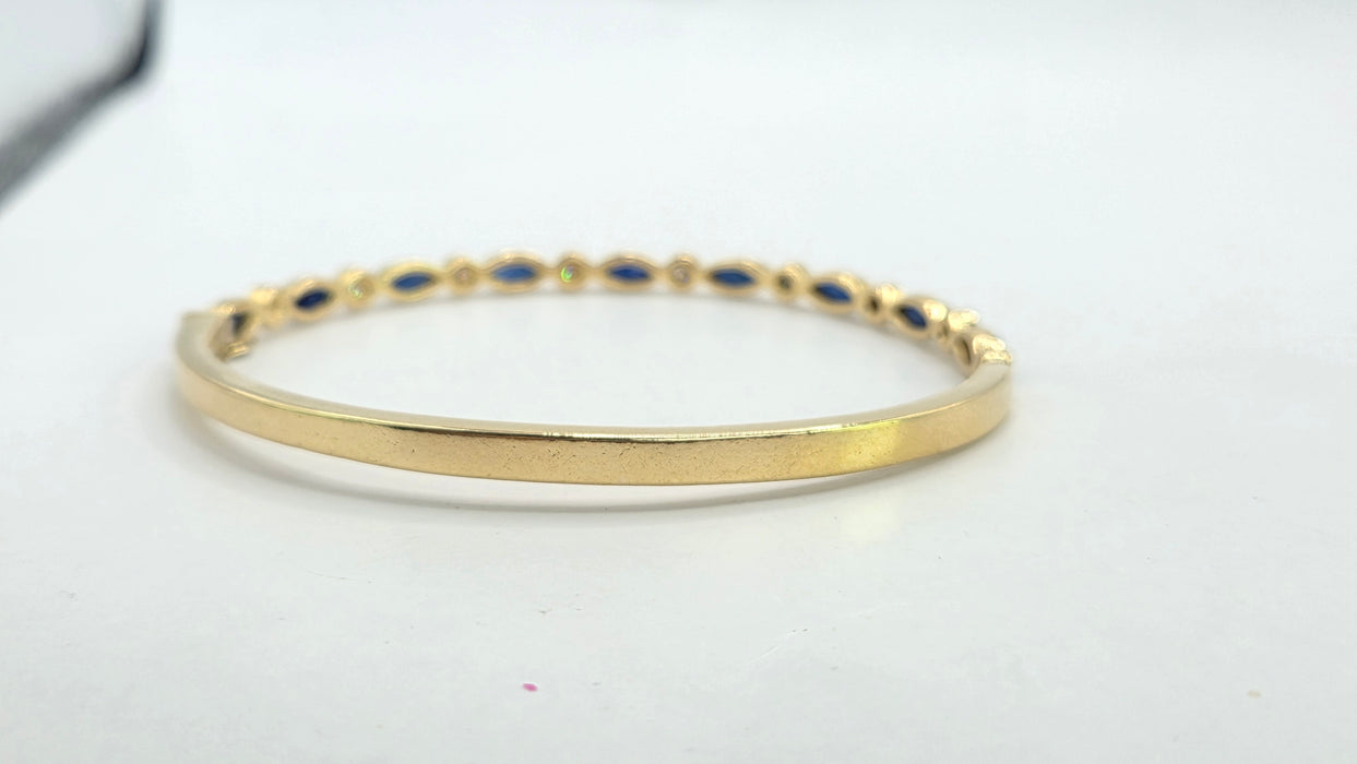 Vintage: 18ct Yellow Gold Sapphire 2.00ct & Diamond 0.36ct Half Hoop Bangle