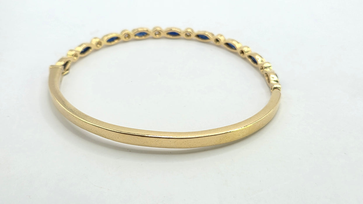 Vintage: 18ct Yellow Gold Sapphire 2.00ct & Diamond 0.36ct Half Hoop Bangle