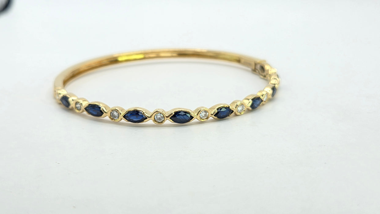 Vintage: 18ct Yellow Gold Sapphire 2.00ct & Diamond 0.36ct Half Hoop Bangle