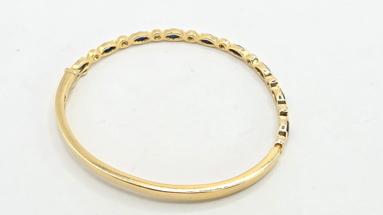 Vintage: 18ct Yellow Gold Sapphire 2.00ct & Diamond 0.36ct Half Hoop Bangle