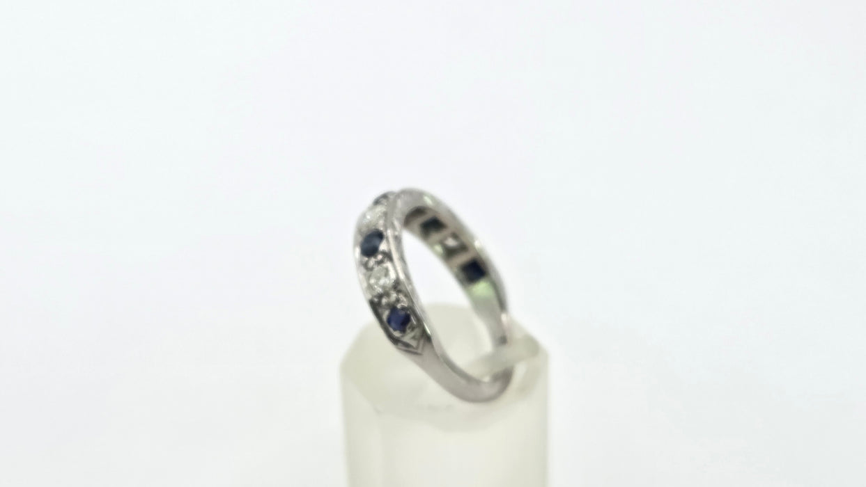Vintage: 18ct White Gold Sapphire 0.51ct & Diamond 0.31ct Stacker Ring — From 1973