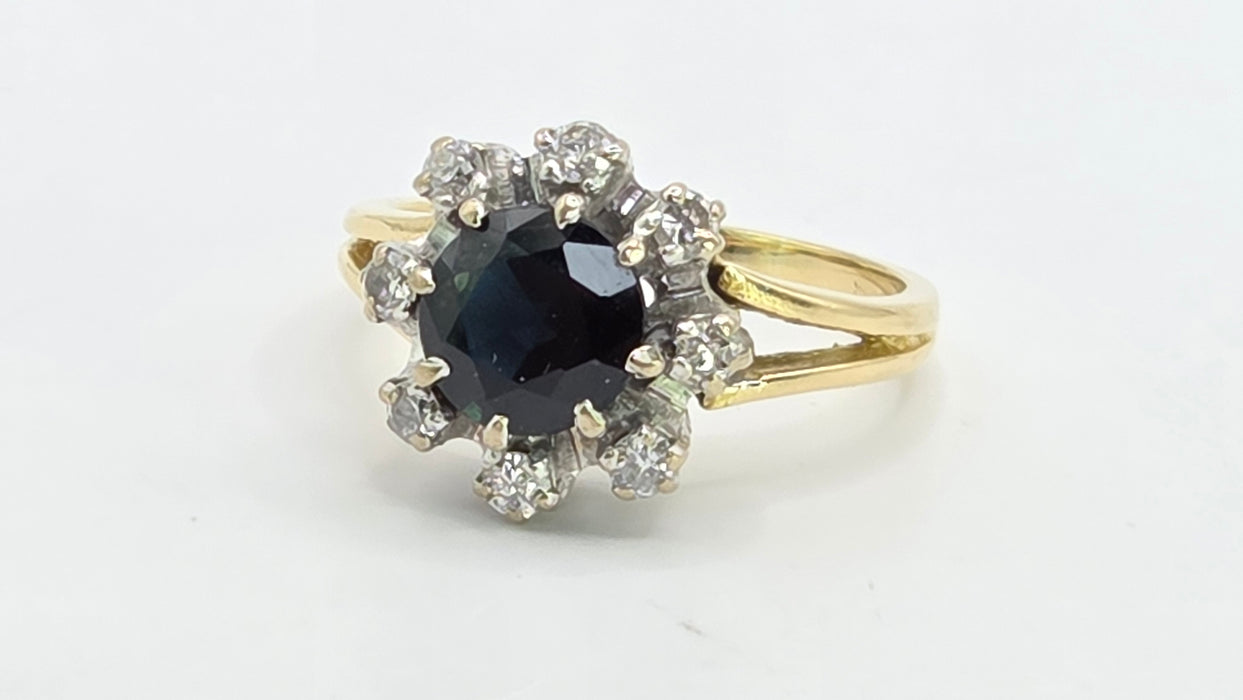 Vintage: 18ct Yellow Gold Sapphire & Diamond Cluster Ring — 1.15ct