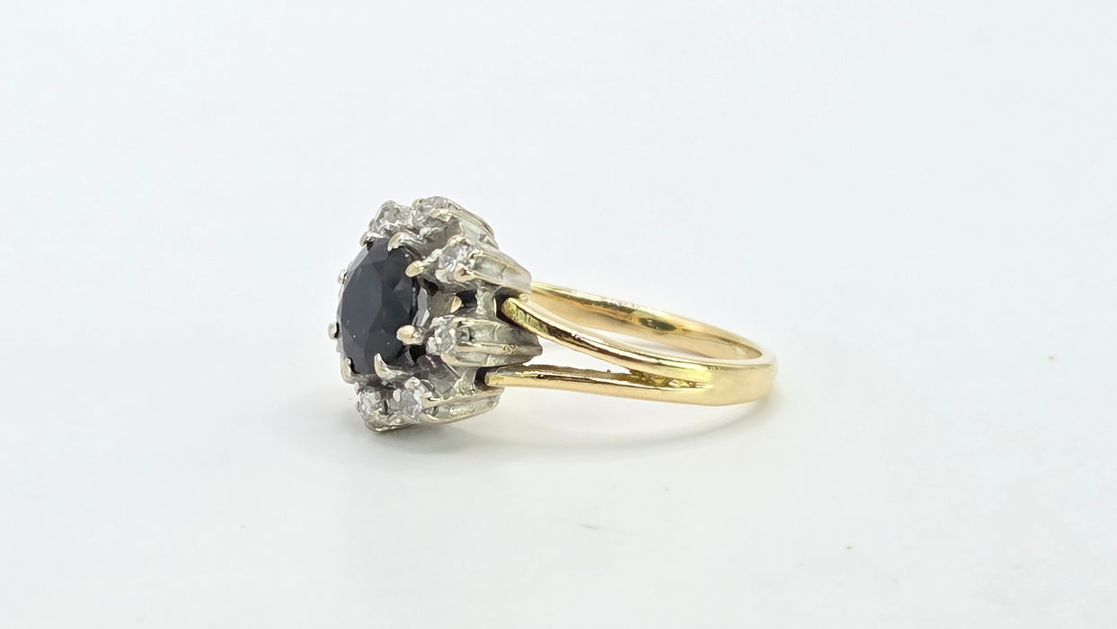 Vintage: 18ct Yellow Gold Sapphire & Diamond Cluster Ring — 1.15ct