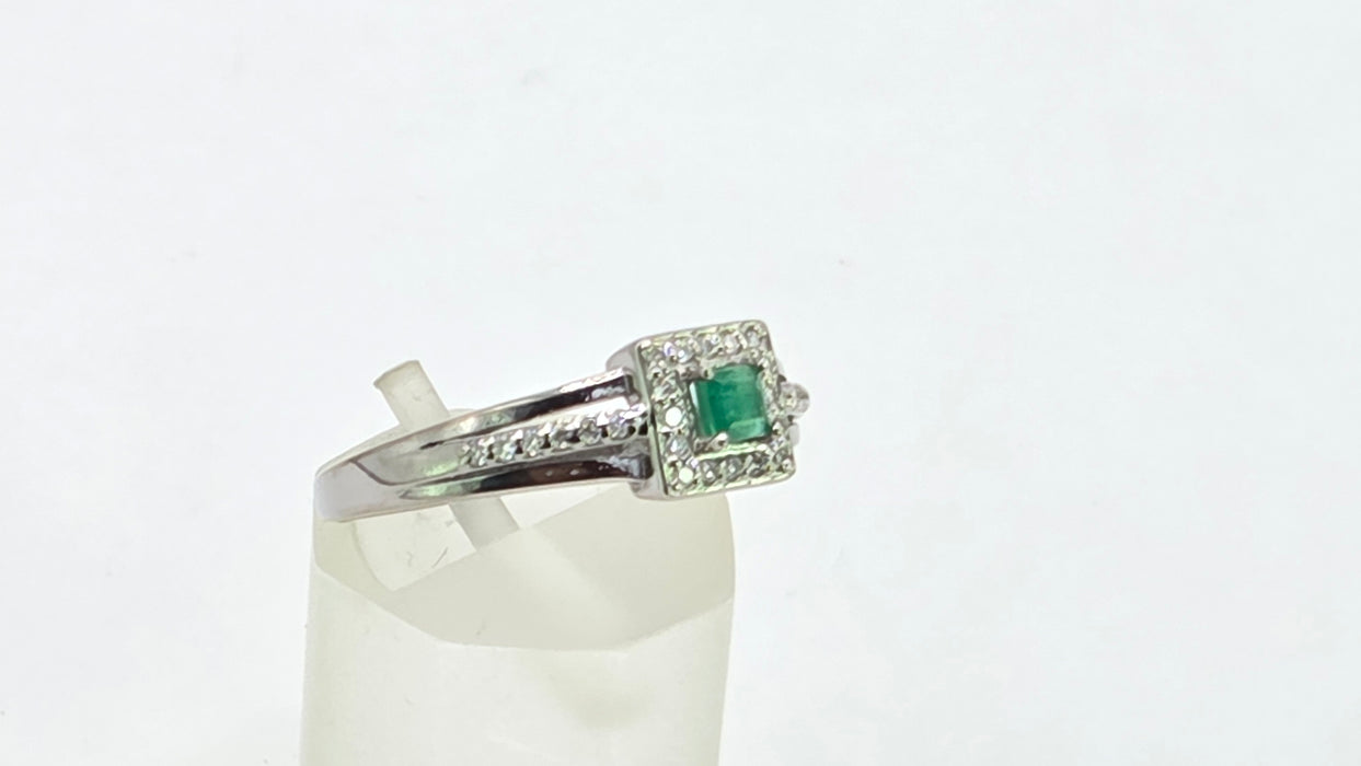 Vintage: 14ct White Gold Emerald & 28 Diamond Square Cluster Ring