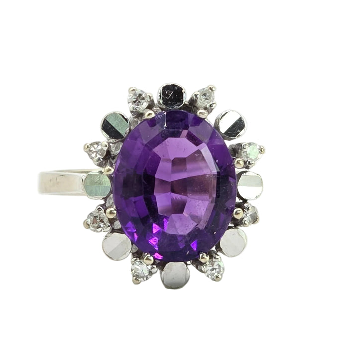 Vintage: 18ct White Gold Amethyst & 8 Diamond Oval Cluster Ring — 3.63ct