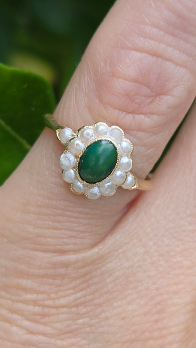 Antique: 18ct Yellow Gold Green Jade & Seed Pearl Cluster Ring