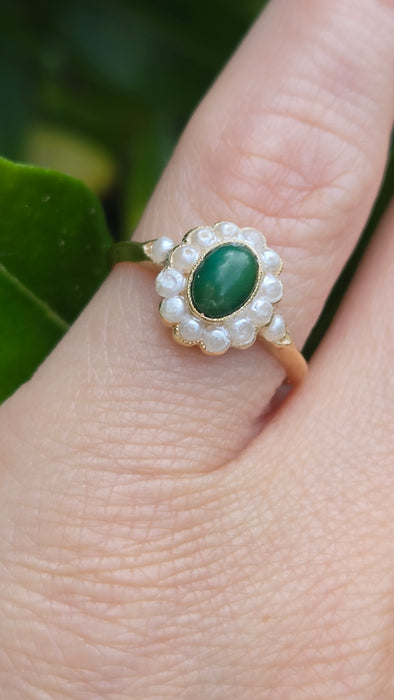 Antique: 18ct Yellow Gold Green Jade & Seed Pearl Cluster Ring
